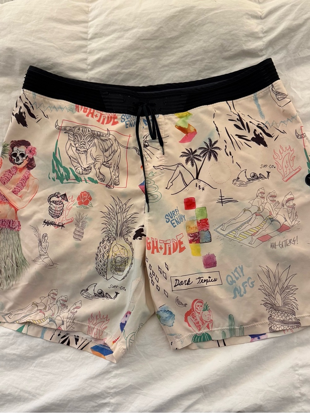 Hurley Cream Multicolor Graphic Board Shorts Size 38